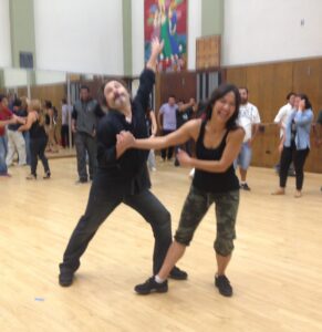 salsa dance partner pose